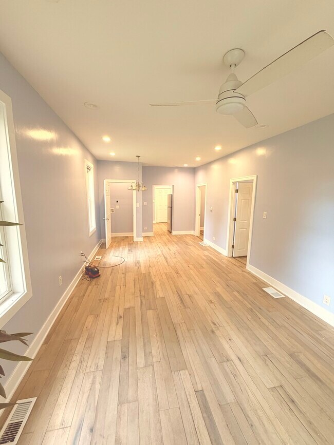 Foto del edificio - 6508 S Carpenter St