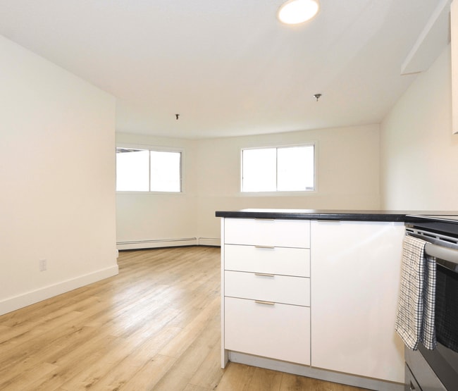 Building Photo - Sheradon Place
