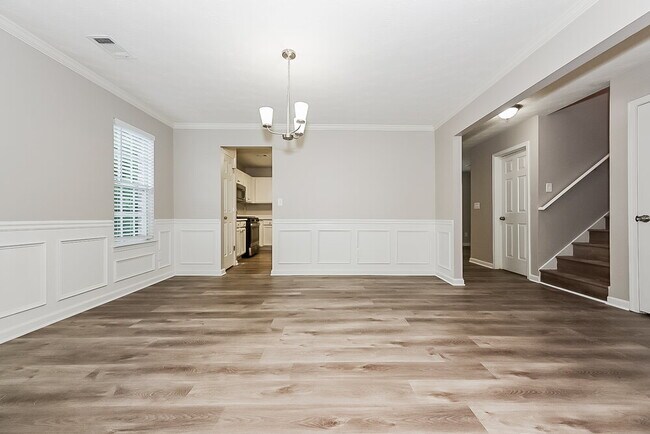 Building Photo - 2562 Walter Way