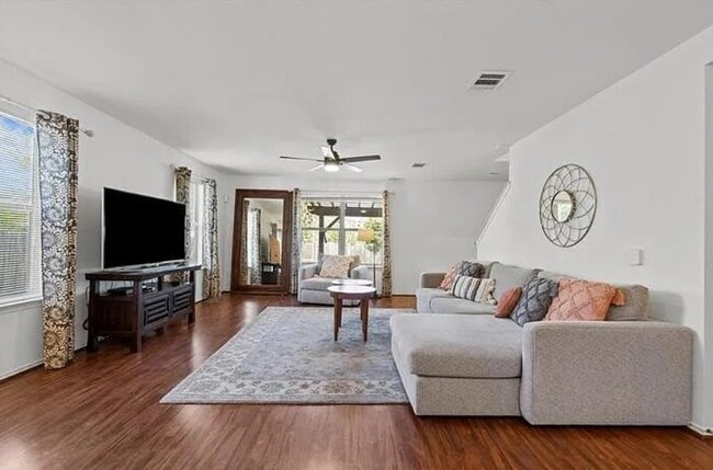 Foto del edificio - 4515 Cottonwood St