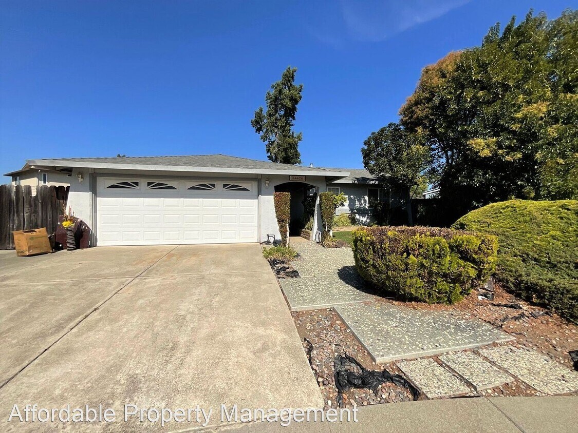 Primary Photo - 3 br, 2 bath House - 34426 Bentley Place