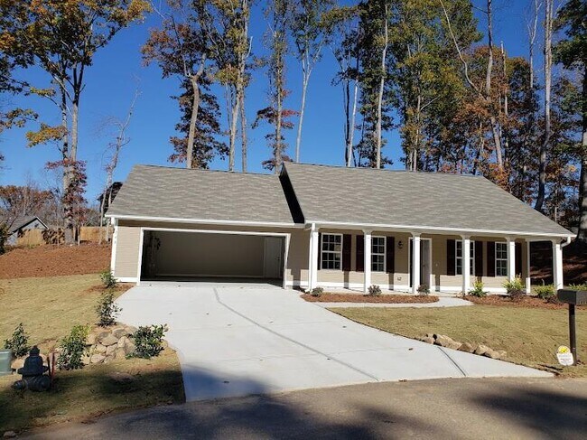 Foto del edificio - 348 Highland Estates