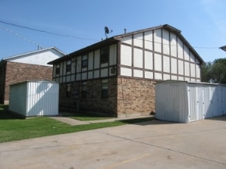 Building Photo - 105 SE 42nd St
