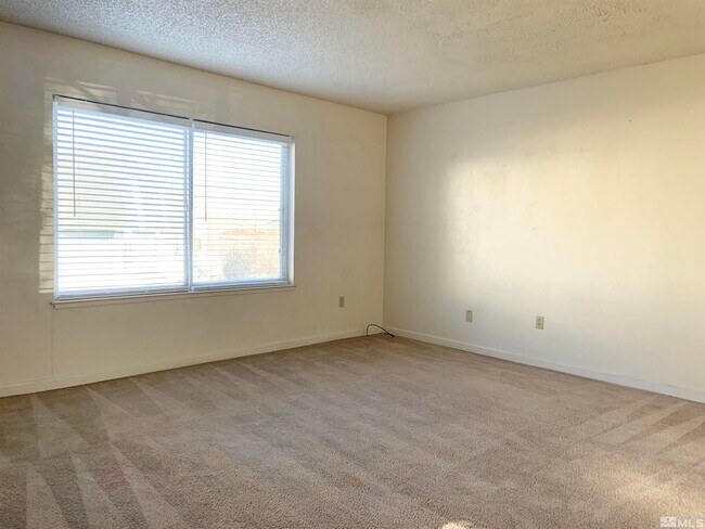 Building Photo - 3945 Covington Way