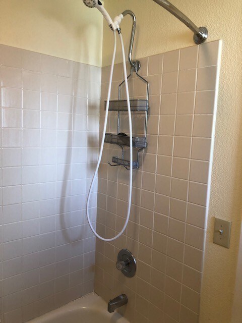 Foto del edificio - Beautiful 3 Bedroom, 1.5 Bath Townhome Available now!