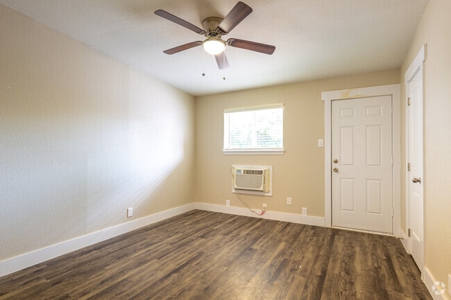 Bedroom - Oak Street Flats: Ranch Style Fully Remode...