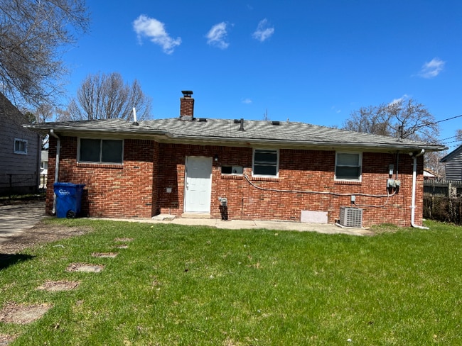 Building Photo - 3588 Toepfer Rd