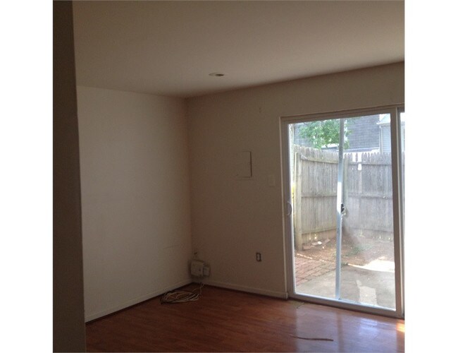 Building Photo - 6430 Colonial Knolls