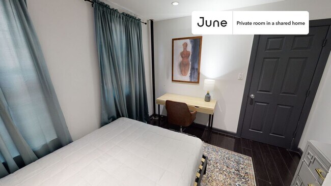 Foto del edificio - Room in Shared 3 bed/1 bath home
