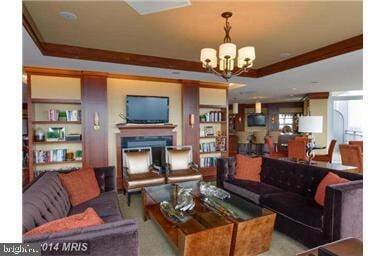 Foto del edificio - 8220 Crestwood Heights Dr