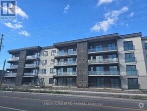 Building Photo - 7549-7549A Kalar Rd