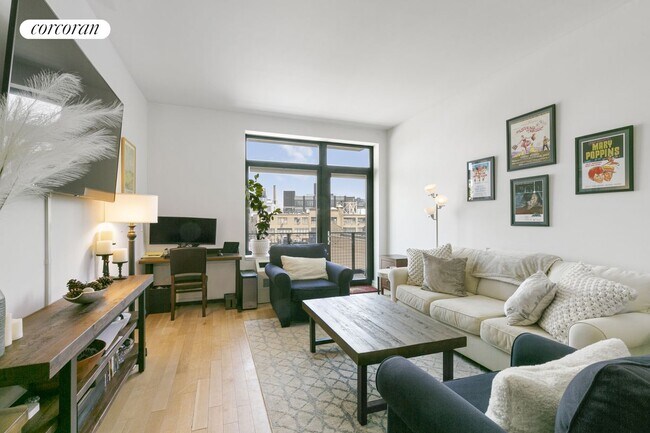 Foto del edificio - 21-45-45 44th Dr