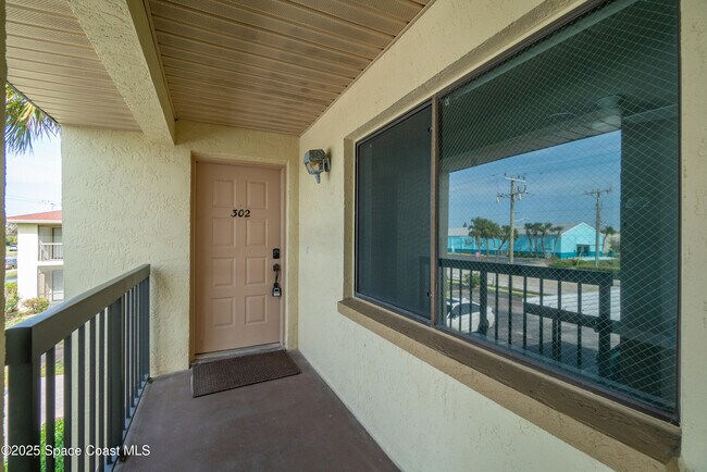 Foto del edificio - 551 S Brevard Ave