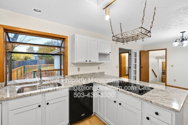 Building Photo - 13777 SE 115th Ave