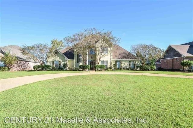 Foto del edificio - 511 Castlewoods Blvd