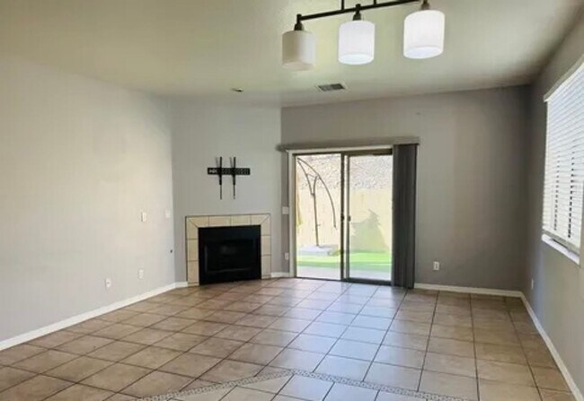 Foto del edificio - 3 Bed 2 Bath Available Now!! Contact Property Pros Property Management for more details