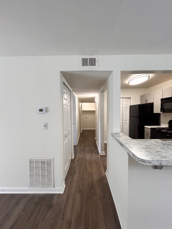 Foto del edificio - 1157 Fords Pointe Cir