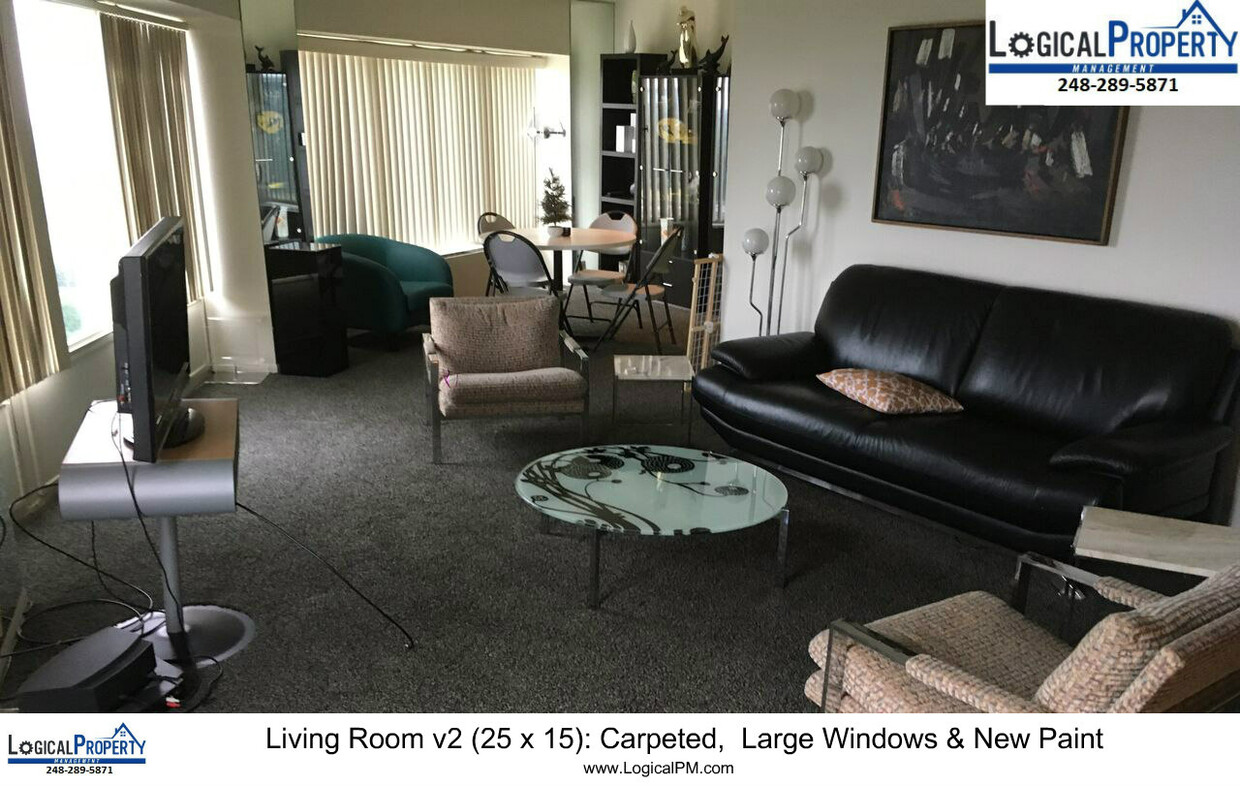 Living Room v1 - 5000 Town Ctr