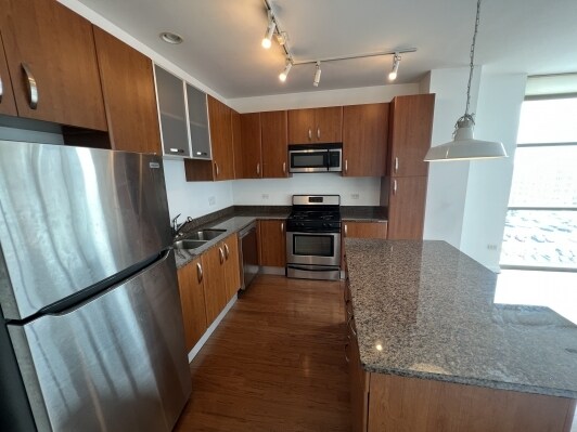 Foto del edificio - 225 S Sangamon St