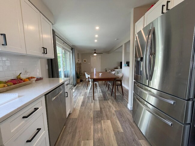 Building Photo - 8462 Colene Dr