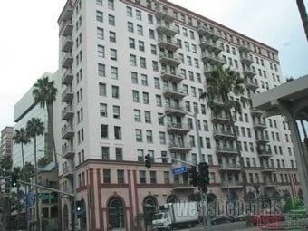 Primary Photo - 455 E Ocean Blvd