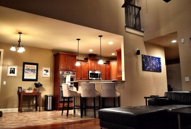 Foto del edificio - 31 Spring Pond Ln