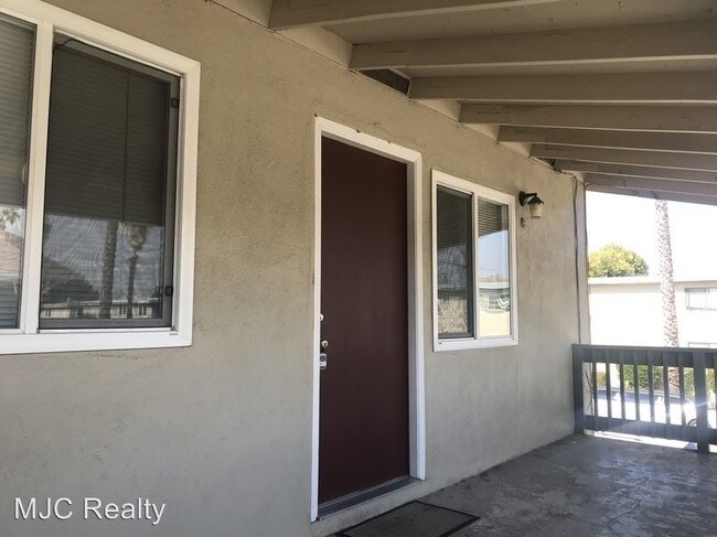 Building Photo - 936 Sharmon Palms Ln