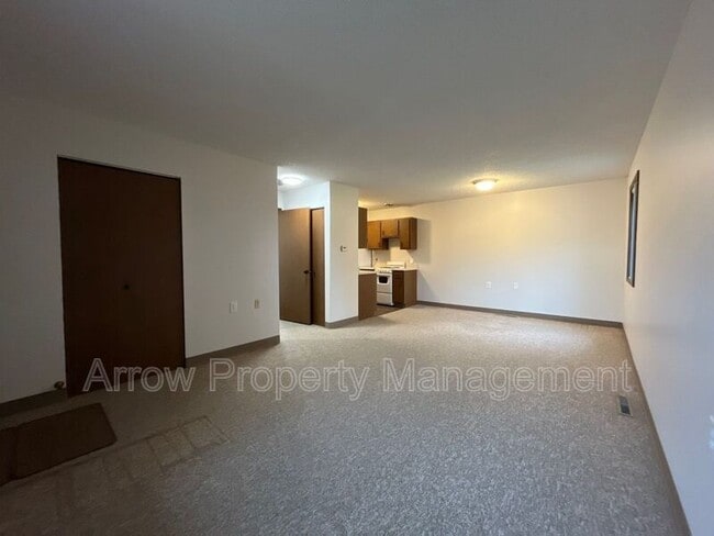 Foto del edificio - 11141 N 137th St