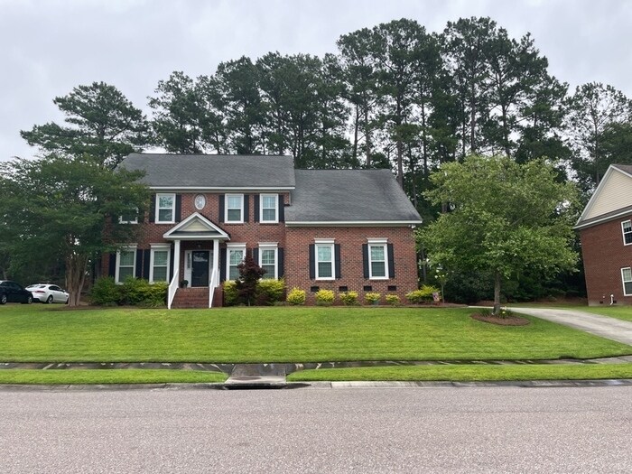 1009 Blockade Runner Pkwy, Summerville, SC 29485 House Rental in