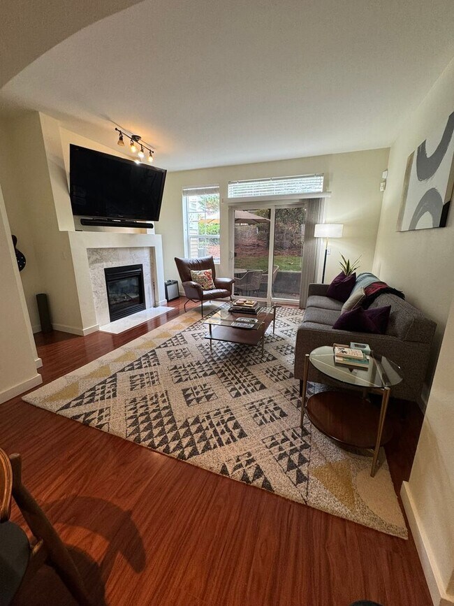 Foto del edificio - 2Bd/2.5Ba Bellevue Townhouse