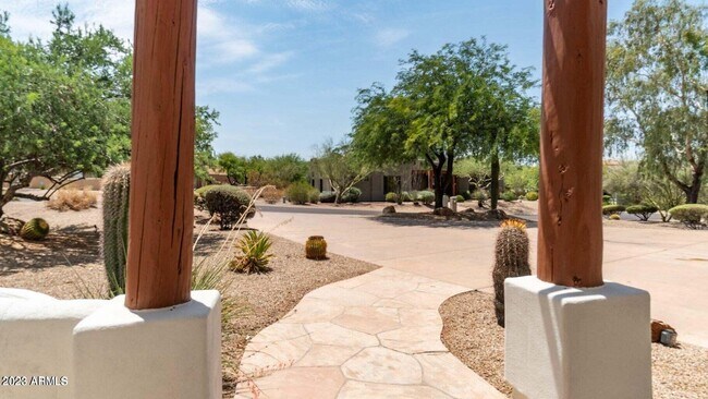 Building Photo - 6446 Trailridge Cir