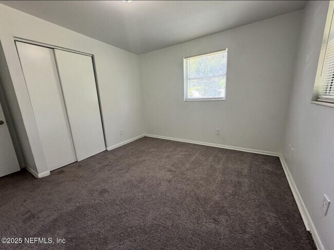 Foto del edificio - 734 E 59th St