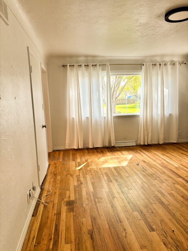 Foto del edificio - 1721 S Shoshone St