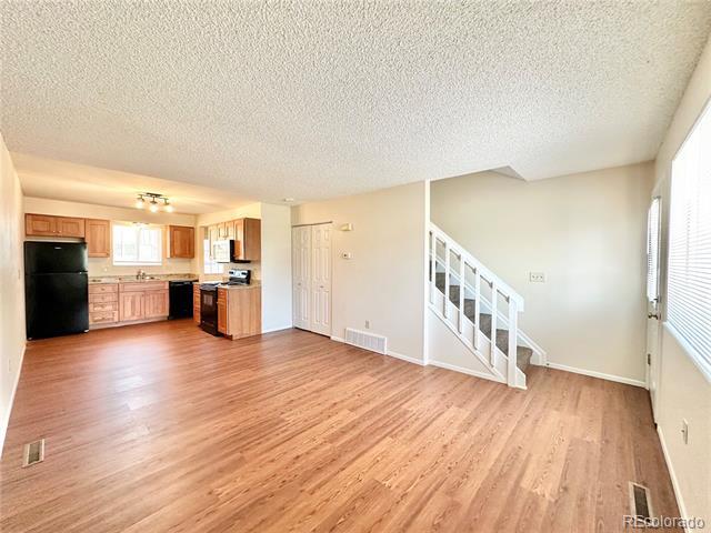 Building Photo - 8117 W 54th Pl