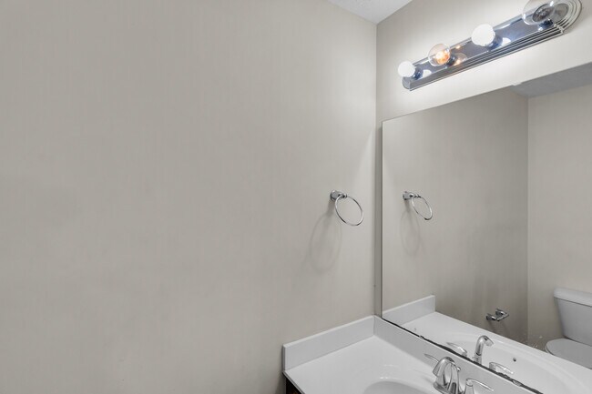Building Photo - 308 Glen Cannon Drive