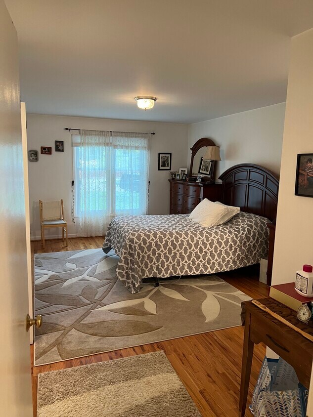 750 Trailwood Path Unit B, Bloomfield Township, MI 48301 Condo for