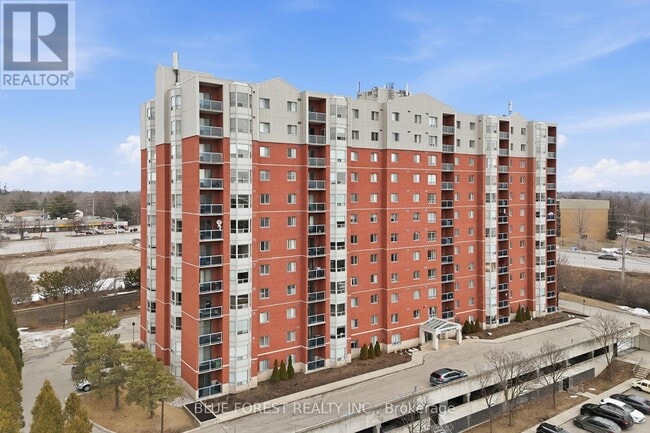 Building Photo - 30 Chapman Ct