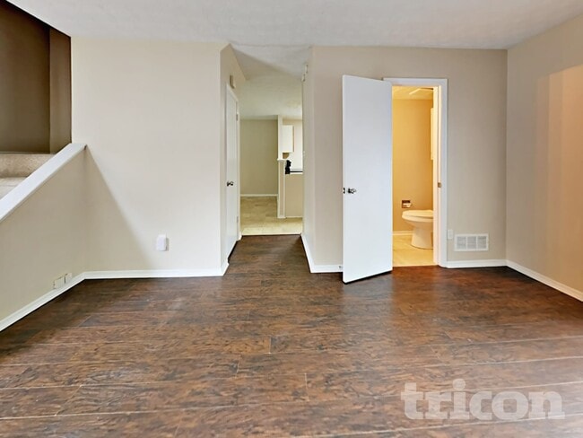 Foto del edificio - 3326 Newbury Rd