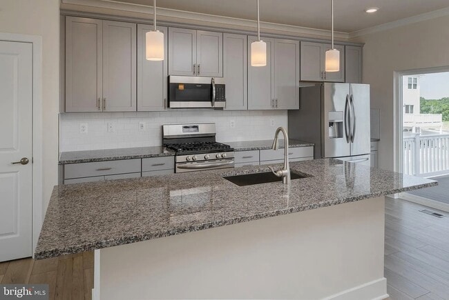 Foto del edificio - 7705 Meander Ct N
