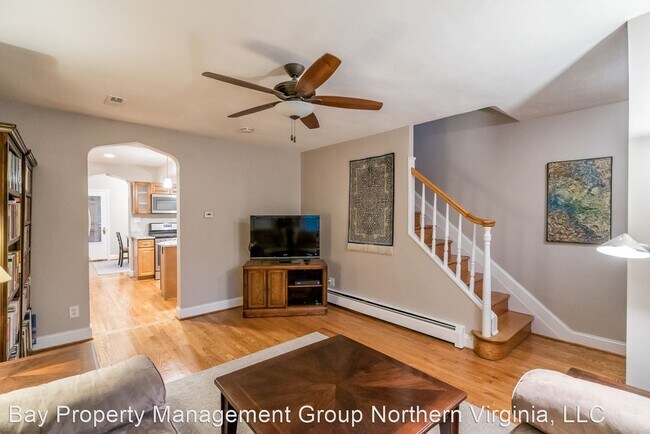 Building Photo - 3 br, 2 bath House - 1132 POWHATAN ST