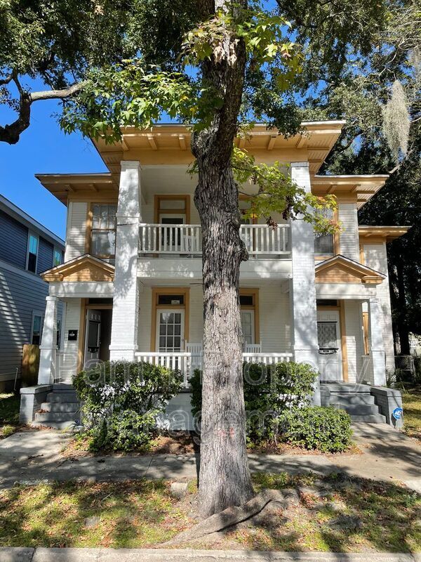 Foto del edificio - 806 E 31st St