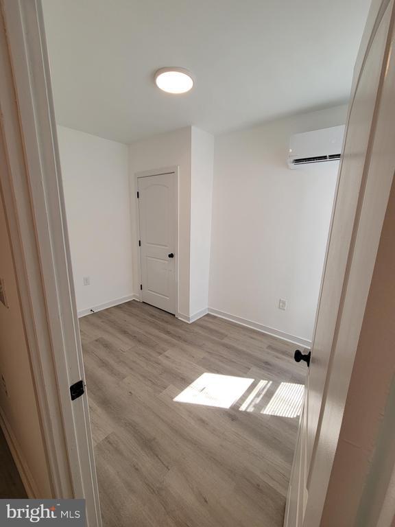 Foto del edificio - 2410 S Sheridan St
