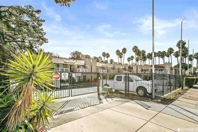 Building Photo - 1 bedroom in El Sobrante CA 94803