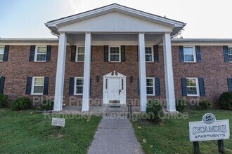 Building Photo - 459-120 Sycamore Ct