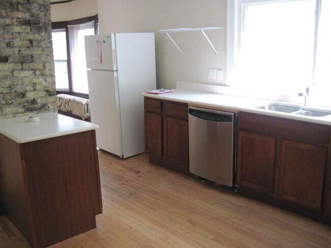 Foto del edificio - 2417-19 N. Cramer St.