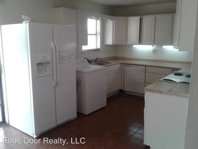 Foto del edificio - 3 br, 1 bath House - 10217 Paseo Del Norte