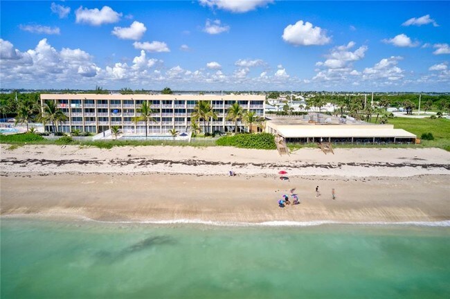 Building Photo - 9800 S Ocean Dr
