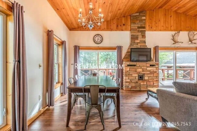 Foto del edificio - 10 Sand Beach Ln