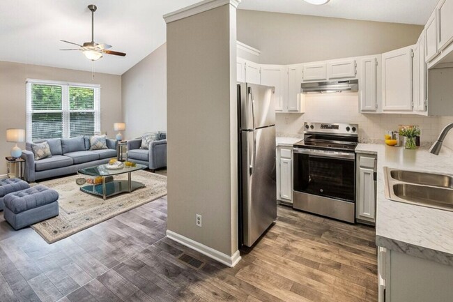 Building Photo - Jamestown Manor Apartments