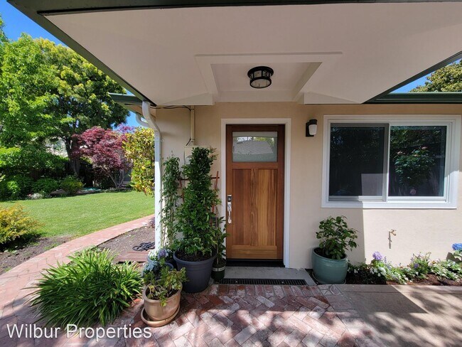 Building Photo - 1 br, 1 bath House - 1350 Greenwood Ave